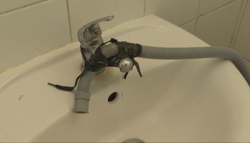 Mimoriadna situácia vo viacerých obciach: S vodou musia šetriť, aby bola pre všetkých. Inak bude len na prídel