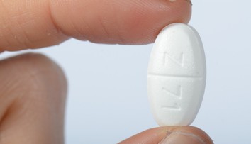 Vedci zistili, že užívanie bežného lieku súvisí s „výnimočnou dlhovekosťou“ u žien