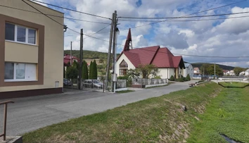 „Najprv bolo počuť výbuch a potom sa pod nevestou začala hýbať posteľ.“ Ľudia opísali zemetrasenie na Slovensku