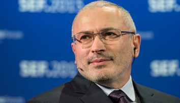 Írsky súd nariadil odblokovanie účtov Michaila Chodorkovského
