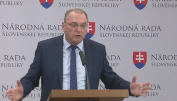 Ďalšie trestné oznámenie za mýtny tender: Podal ho jeho strojca, bývalý minister dopravy Vážny