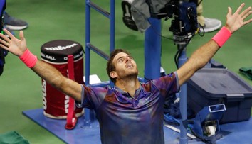 US Open: Del Potro zahatal Federerovi cestu k 20. titulu, v semifinále vyzve Nadala