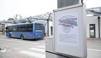 Absurdné pravidlo v autobusoch končí. Na zastávkach už nebude platiť zákaz nastúpiť či vystúpiť