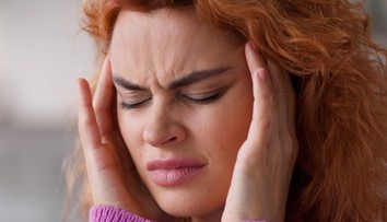Trápia vás migrény? Vedci odhalili prekvapivý mechanizmus, ktorý ich spúšťa
