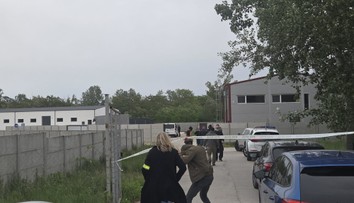 Prepad skladu v Komárne ako z akčného filmu: Lupiči v uniformách zviazali ľudí a ukradli tisíce elektronických cigariet