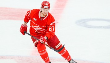 O Slováka v KHL menej. Čajkovský sa sťahuje do Švajčiarska