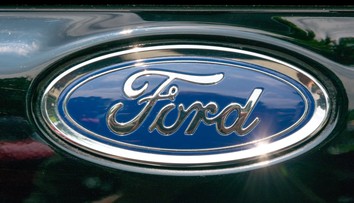 Ako návrat do minulosti. V Nemecku objavili predajňu Fordu z 80. rokov aj s vystavenými autami