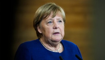 Merkelová v Prahe naznačila, že Putinovi „preskočilo“ cez pandémiu. Svoju vinu odmieta a tvrdí, že Kyjevu kúpila čas