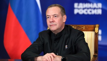 Medvedev tlieska Trumpovi: Najprv som si myslel, že je to ďalšia absurdná predpoveď