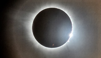 Slovensko čaká výnimočný astronomický úkaz. Už o mesiac uvidíme zatmenie Slnka