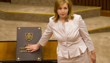 Nová členka ústavnoprávneho výboru nedá hlas Ficovi, zaujali ju iní kandidáti