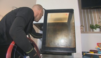 Kominári sa v týchto dňoch nezastavia. Na ich služby si musíte počkať aj niekoľko týždňov