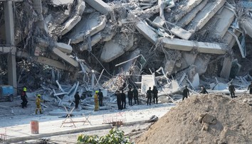 Zemetrasenie v Mjanmarsku uvoľnilo energiu zodpovedajúcu 334 výbuchom atómových bômb. Obete pribúdajú