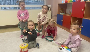 Dať dieťa do jaslí alebo sa o neho starať doma? Dilema, ktorú riešia mnohé rodiny