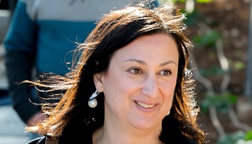 Sprostredkovateľ vraždy maltskej novinárky je v kritickom stave