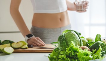 Slovenka týždne užívala detoxikačné čaje, dostala kŕče a bolesti. Expert prehovoril, za aké doplnky zbytočne vyhadzujeme peniaze