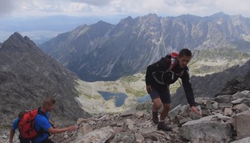Húfne rušenie rezervácií a sklamanie. Štandardne preplnené Tatry sú toto leto poloprázdne