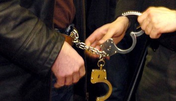 Zlodeji unikali z Drahoviec. Nečakali, že sami padnú policajtom do náruče