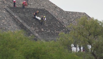 Tragédia pri ikonických pyramídach v Mexiku. Útočník tam zastrelil turistku a zranil ďalších ľudí