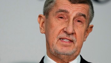 Žene Andreja Babiša prišla obálka s ostrým nábojom. Jeho rodina má strach o život, tvrdí