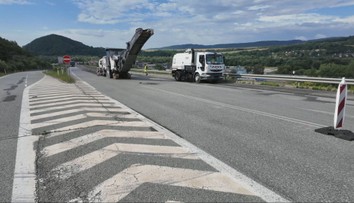 Do mesta na severovýchode Slovenska sa vrátia kamióny. Po 15 rokoch tam obnovujú obchvat