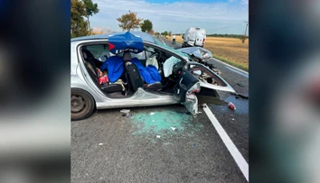 FOTO: Z áut ostali vraky. Mimoriadne tragická nehoda na juhozápade Slovenska