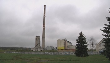 Zamestnancom fabriky Chemko Strážske, ktorí mesiace nevideli výplaty, došla trpezlivosť