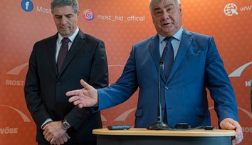 Potvrdené: Most-Híd povedie do volieb minister Árpád Érsek
