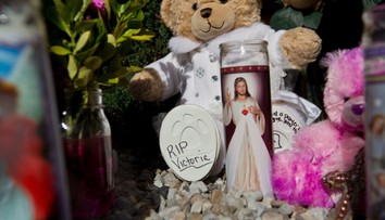 Beštialita a čisté zlo, inak sa to nedá nazvať. Matka sa podieľala na brutálnej vražde dcérky