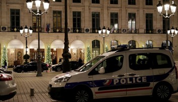 Krádež v hoteli Ritz: Zlodeji okradli princeznú, vzali šperky za státisíce eur