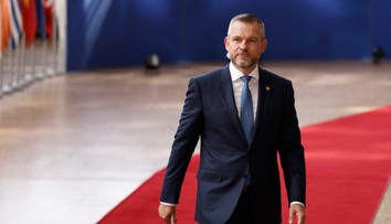 Prieskum: Slováci najviac dôverujú Pellegrinimu, Fica predbehli Šimečka aj Majerský