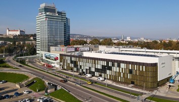 Jedno z najstarších nákupných centier sa zmenilo. Pozrite si, aké predajne tam pribudli