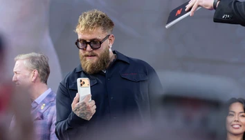 Košické letisko zažilo prekvapenie: Zo súkromného lietadla vystúpil jeden z najslávnejších influencerov sveta