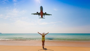 Namiesto selfie s lietadlami trest smrti. Návštevníkov obľúbenej pláže čakajú reštrikcie