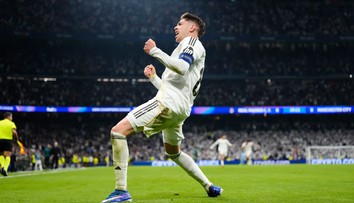 VIDEO: Real Madrid je jednou nohou vo štvrťfinále LM, Valverde zažiaril hetrikom. Nórsky zázrak neprestáva udivovať