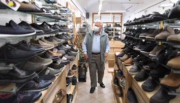 FOTOGALÉRIA: Obuv, knihy aj trhoviská. Pozrite sa, ako to vyzerá v otvorených prevádzkach