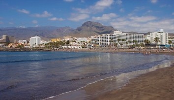 Kontaminované pláže a rastúci odpor miestnych. Známa dovolenková destinácia rieši krízu