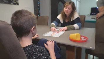 Filipka (5) vylúčili zo škôlky, vraj tam nepatrí. Rodičia pol roka bojovali, aby preukázali jeho nevinu