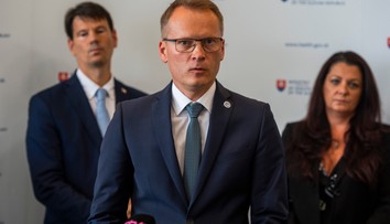 Na mimoriadnom sneme z funkcie odvolali šéfa lekárov Pavla Oravca