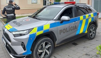 Poplach v galantskej nemocnici. Pacient ohrozoval personál nožom, policajti museli použiť taser