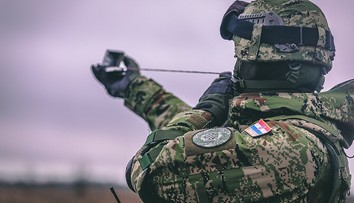 Boja sa nepokojov vo svete. Európska krajina znovu zavádza povinnú vojenskú službu