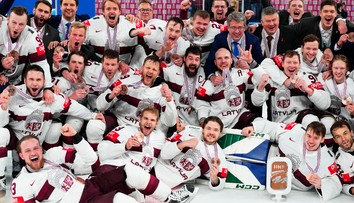 Škvrna na historickom úspechu. Lotyšská hokejová reprezentácia čelí trestnému oznámeniu
