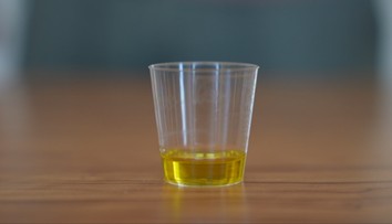 Niektoré sú štipľavé, po iných si kýchnete. Ochutnali sme pravé chorvátske olivové oleje
