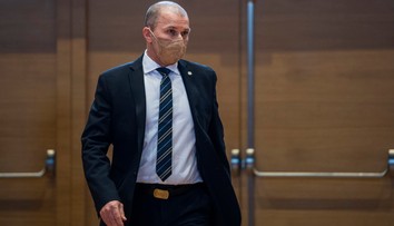 Poslanci odporučili za policajného prezidenta Petra Kovaříka