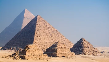 Architektúra bez počítačov, ktorá poráža prírodu. Vedci vysvetlili, prečo sú pyramídy také odolné voči zemetraseniam