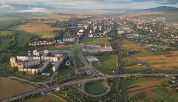 Slovensko starne. Odborník hovorí o viacerých dôvodoch, prečo v mestách ubúda ľudí