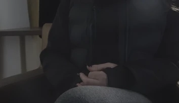 Príbeh muža obvineného z kupliarstva pokračuje. Ozvalo sa nám ďalšie dievča, ktoré vraj znásilnil