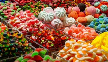 Sladší život pre Dánov. Vláda navrhuje zrušenie dane, ľudia by mali okamžite pocítiť úsporu