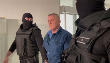 Černáka priviezli do Pezinka. Odmietol vypovedať na súde s Lališom