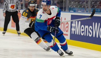 Ďalší Slovák v KHL. Do Vladivostoku sa sťahuje stabilná opora zadných radov našej reprezentácie